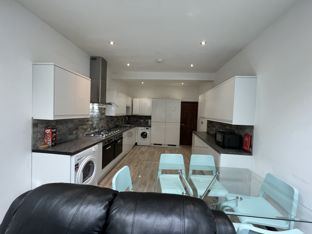 Dawlish Road, Birmingham, Selly Oak, B29 7AS